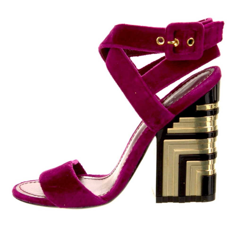 Louis Vuitton purple strappy monumental heel size 35.5